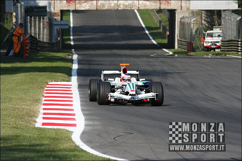 080827pb_monza_f1test_056.jpg