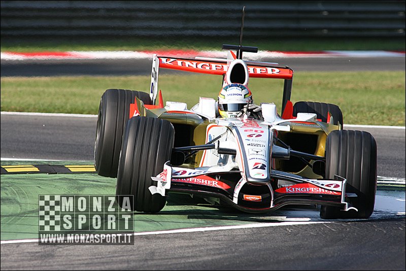 080827pb_monza_f1test_065.jpg