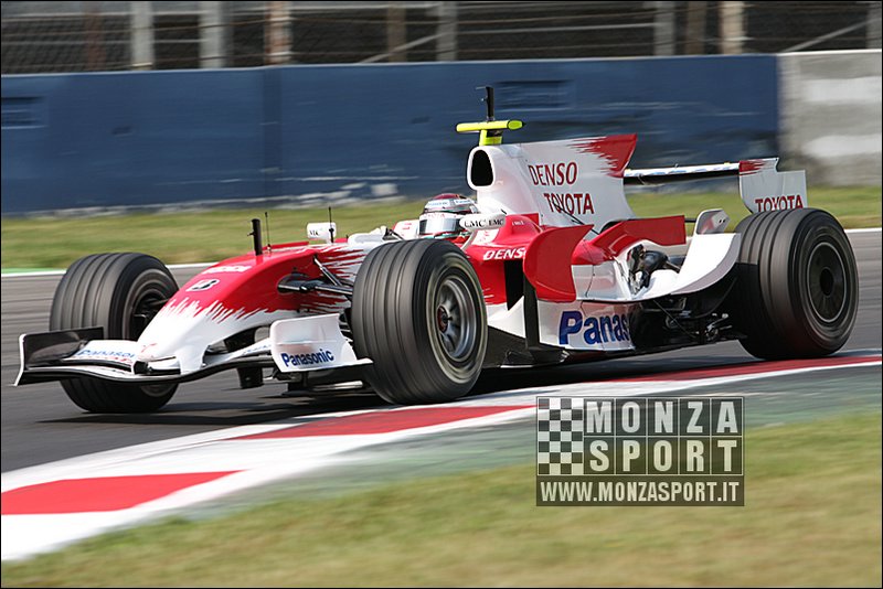 080827pb_monza_f1test_082.jpg