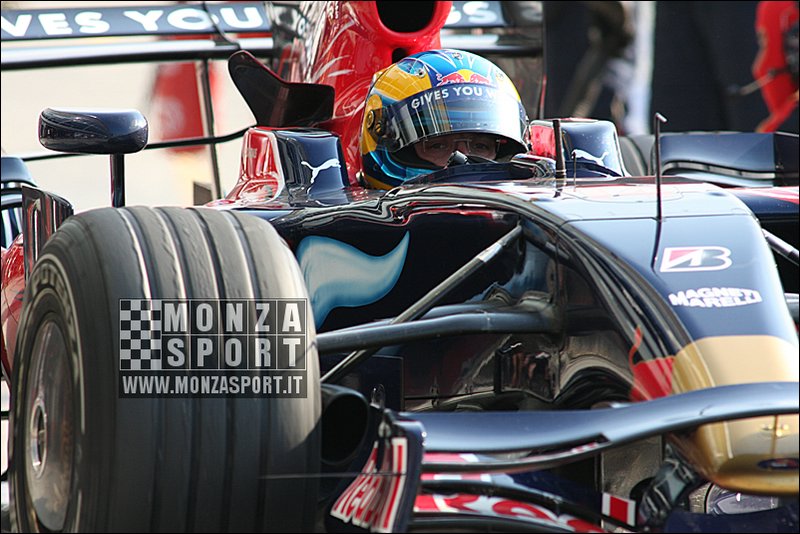 080827pb_monza_f1test_088.jpg