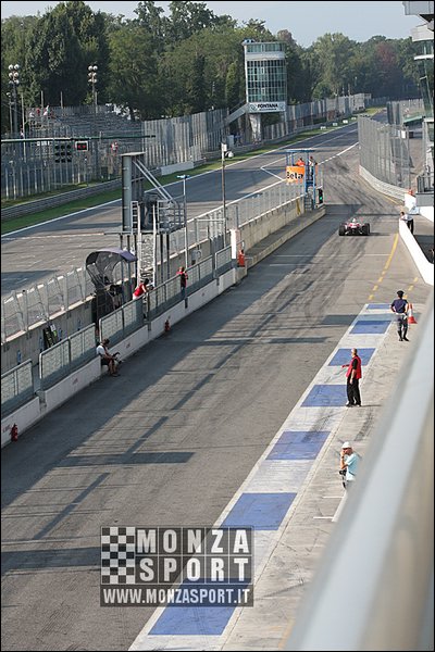 080827pb_monza_f1test_092.jpg