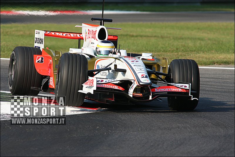 080827pb_monza_f1test_099.jpg