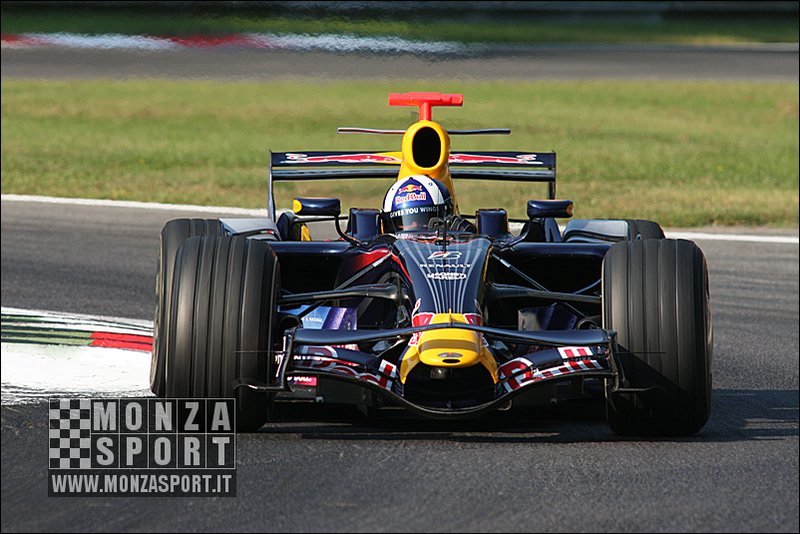 080827pb_monza_f1test_101.jpg