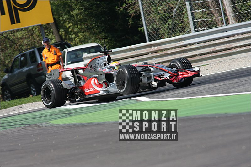 080827pb_monza_f1test_111.jpg