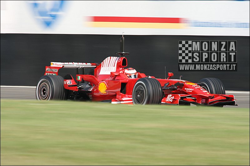 080827pb_monza_f1test_119.jpg