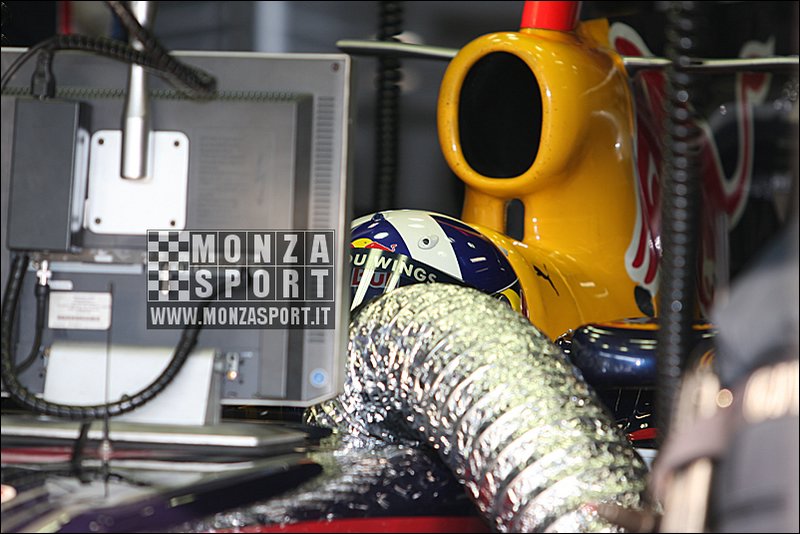 080827pb_monza_f1test_125.jpg