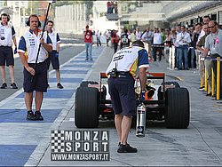080827pb_monza_f1test_014.jpg