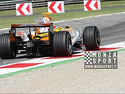 080827pb_monza_f1test_020.jpg