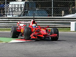 080827pb_monza_f1test_022.jpg
