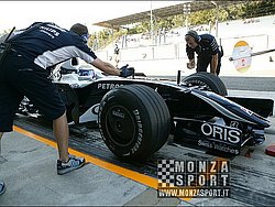 080827pb_monza_f1test_032.jpg