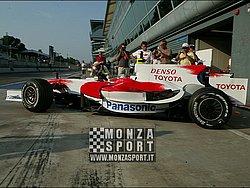 080827pb_monza_f1test_041.jpg