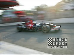 080827pb_monza_f1test_044.jpg