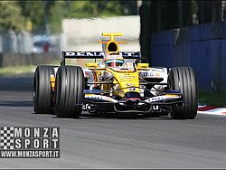 080827pb_monza_f1test_051.jpg