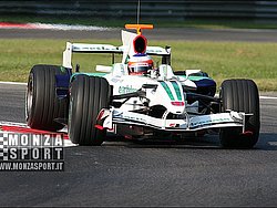 080827pb_monza_f1test_059.jpg