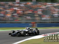080827pb_monza_f1test_083.jpg