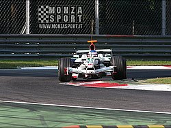080827pb_monza_f1test_102.jpg