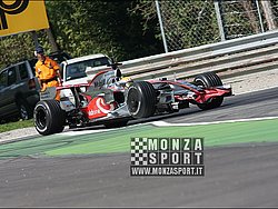 080827pb_monza_f1test_111.jpg