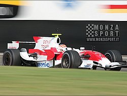 080827pb_monza_f1test_118.jpg