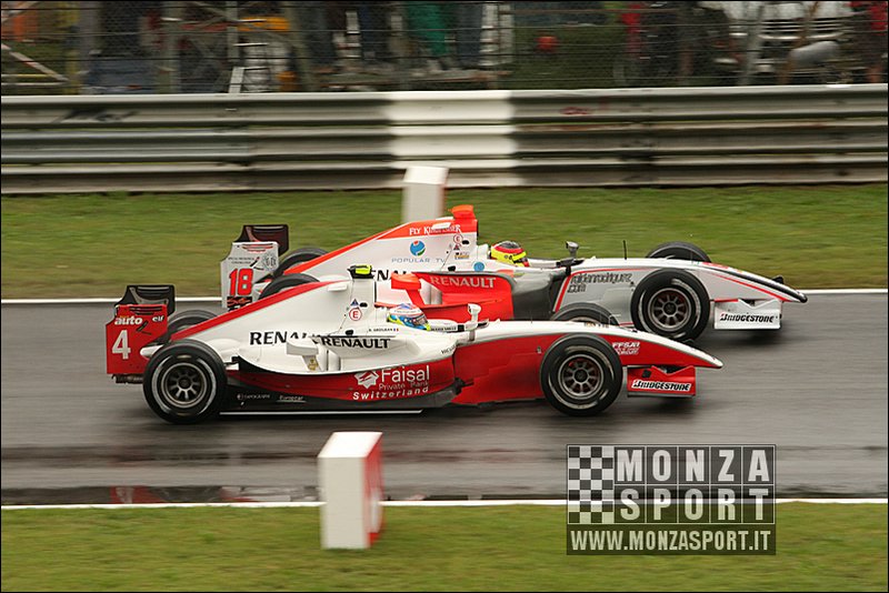 080914pb_monza_gp2_019.jpg