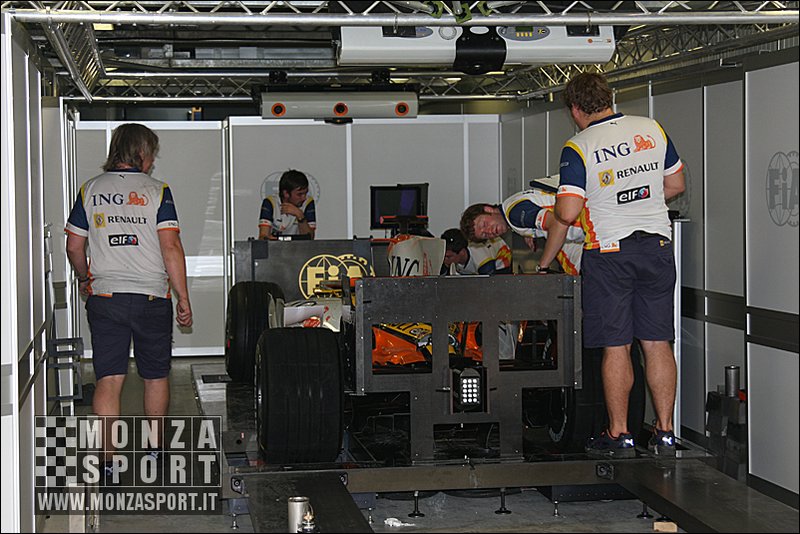 080914pb_monza_f1gp_007.jpg