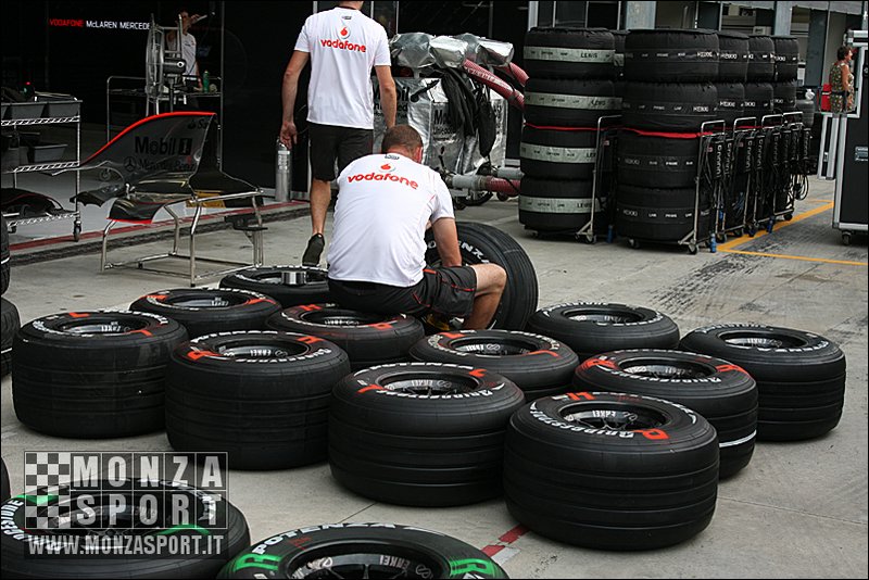 080914pb_monza_f1gp_015.jpg