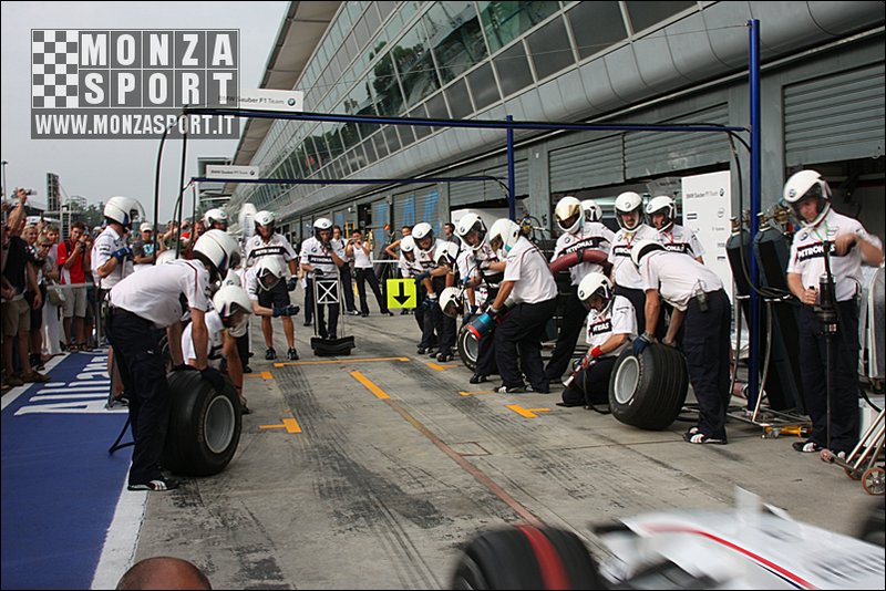 080914pb_monza_f1gp_016.jpg