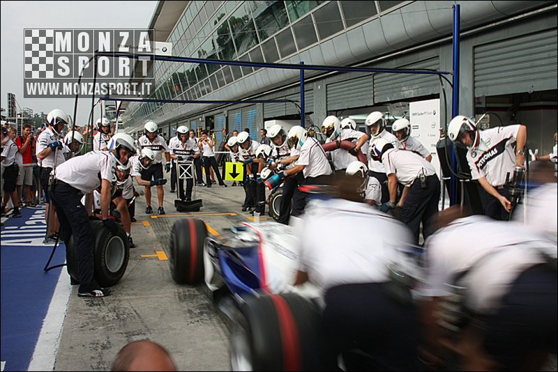 080914pb_monza_f1gp_017.jpg