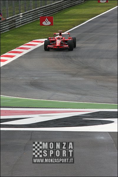 080914pb_monza_f1gp_031.jpg
