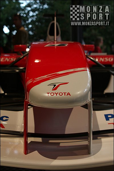 080914pb_monza_f1gp_045.jpg