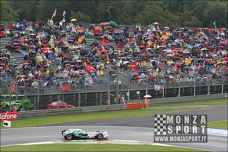 080914pb_monza_f1gp_050.jpg