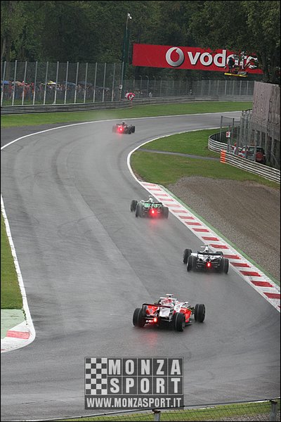 080914pb_monza_f1gp_052.jpg
