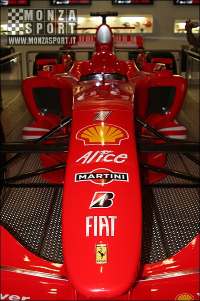 080914pb_monza_f1gp_068.jpg