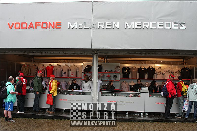 080914pb_monza_f1gp_070.jpg