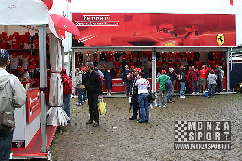 080914pb_monza_f1gp_071.jpg