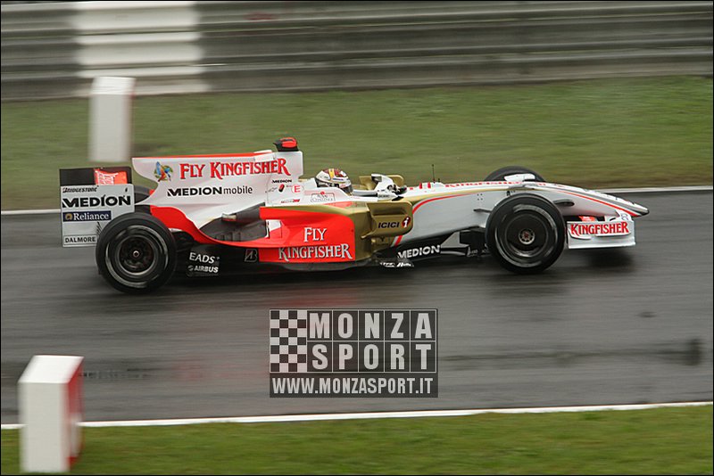 080914pb_monza_f1gp_077.jpg