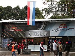 080914pb_monza_f1gp_041.jpg