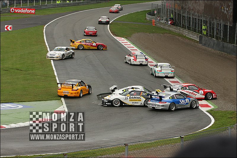 080914pb_monza_porsche_001.jpg