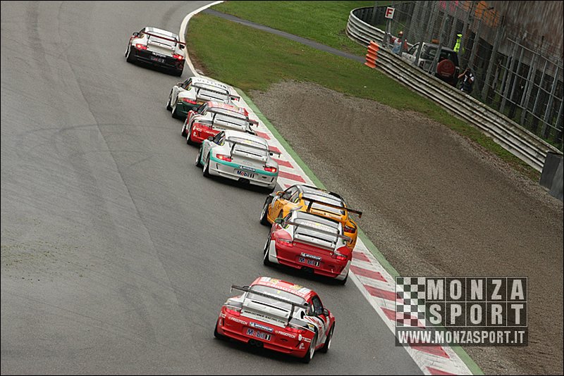 080914pb_monza_porsche_004.jpg