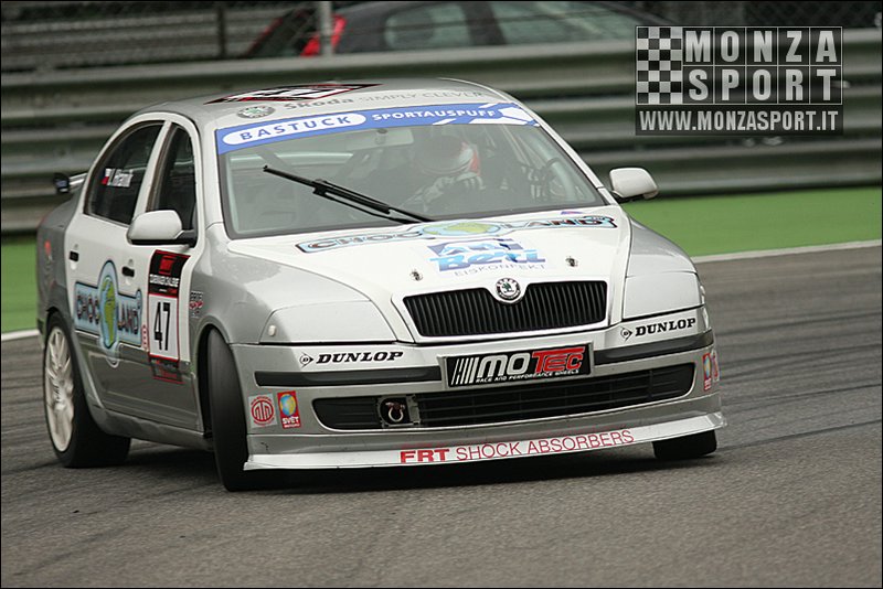 080928pb_monza_avd_060.jpg