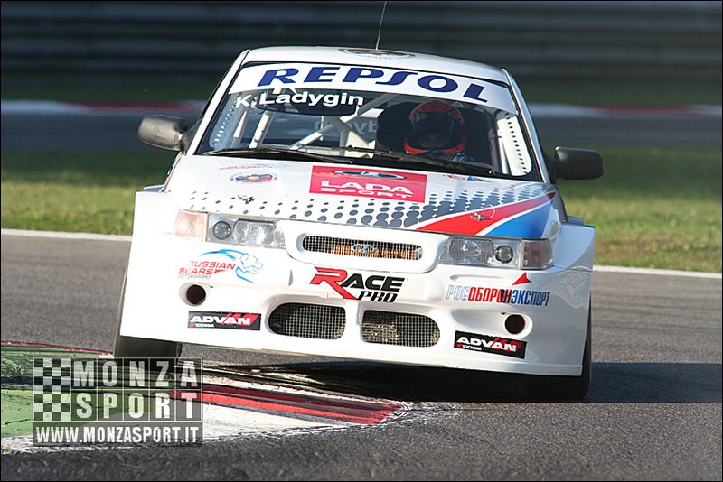 081004pb_monza_wtcc_013.jpg