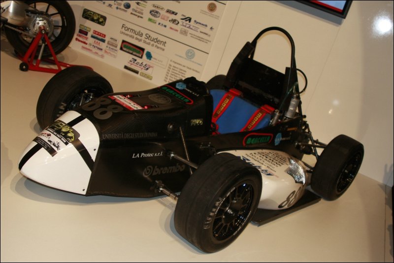 081213pb_bologna_motorshow_011.jpg