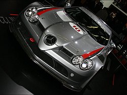 081213pb_bologna_motorshow_030.jpg