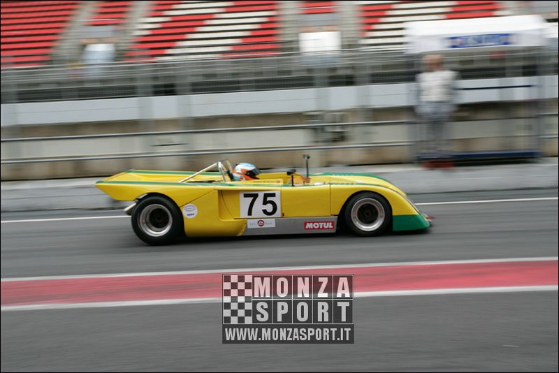 090404pb_bracellona_lms_036.jpg