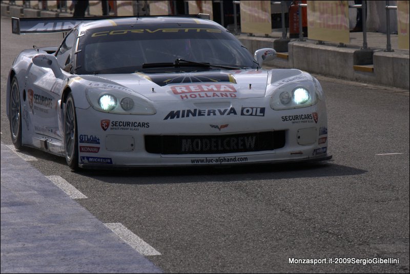 090502sg_silverstone_fiagt-109.jpg