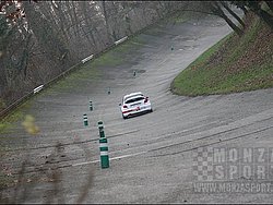091129pb_monza_rally_09.jpg