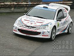 091129pb_monza_rally_21.jpg