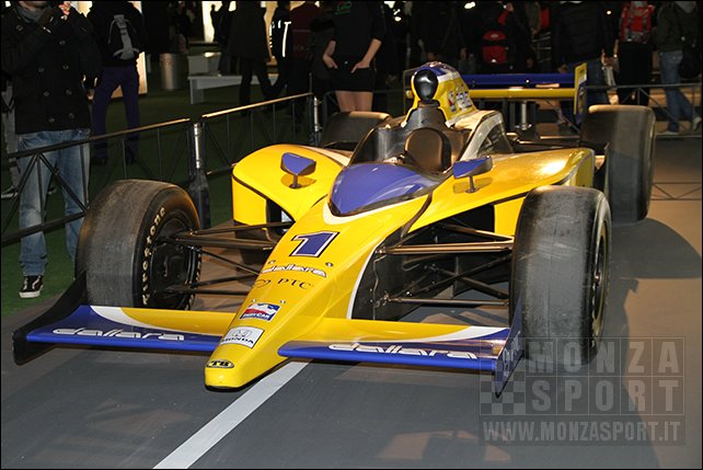 091205pb_bologna_rmotorshow_03.jpg