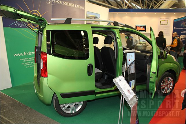091205pb_bologna_rmotorshow_07.jpg