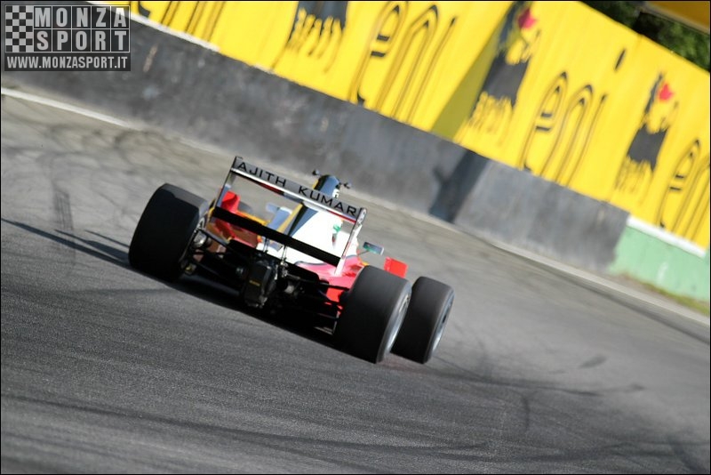 100523-formula_2_ 003.jpg