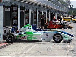 100523-formula_2_ 035.jpg